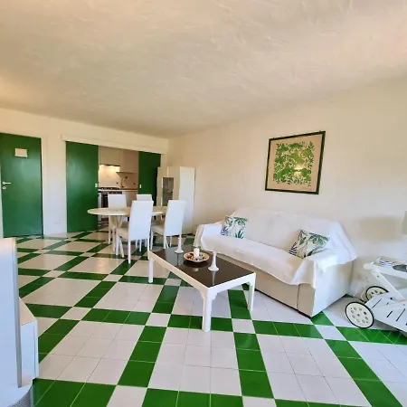 Apartment Emeraldway - Fresia